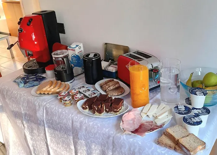 Aromatika, B&b, فينْتْسا