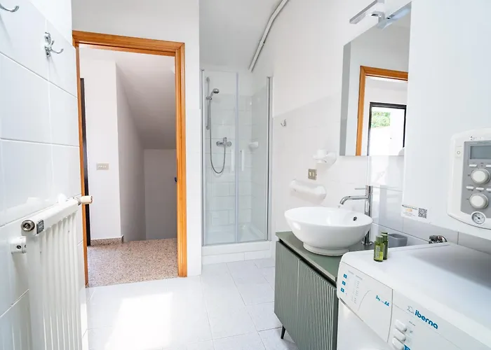 Aromatika, B&b, فينْتْسا